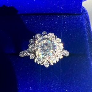 NEW Moissanite Flower Ring
